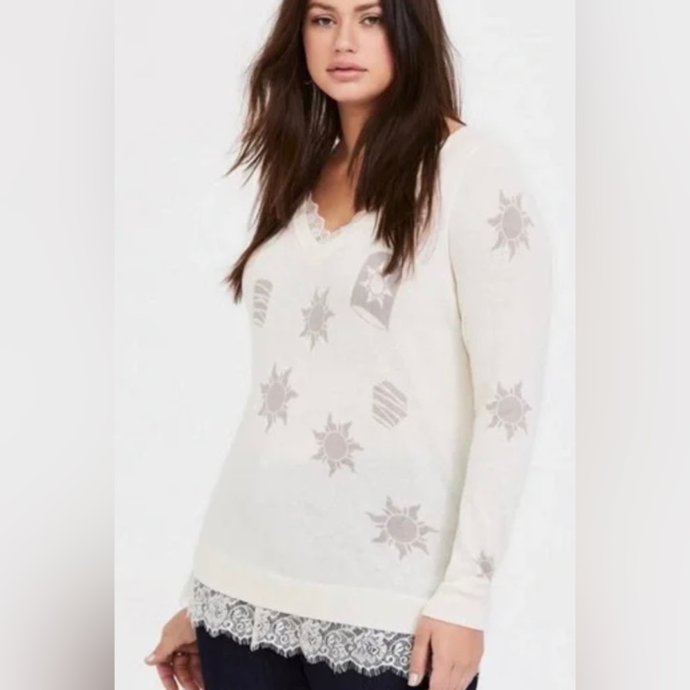 NWT Torrid/cream Disney’s Tangled light weight long sleeve layered sweater3X 5X